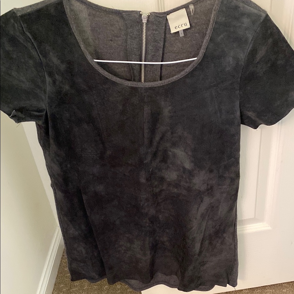 Ecru Grey Fitted Blouse with Short Sleeves